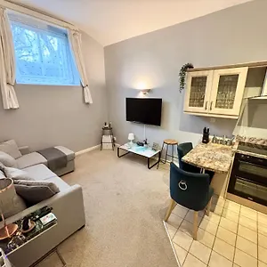 County House Centre With Parking Sleeps 4 , York United Kingdom